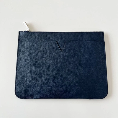 Pre-owned Vince Dark Blue Textured Leather Zip Wallet In Default Title