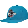 MITCHELL & NESS MITCHELL & NESS TEAL DETROIT PISTONS HARDWOOD CLASSICS MVP TEAM GROUND 2.0 FITTED HAT