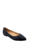 Trotters Estee Ballet Flat In Navy Nubuck