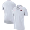 NIKE NIKE WHITE ARKANSAS RAZORBACKS 2023 COACHES PERFORMANCE POLO