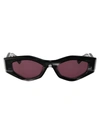 Valentino Sunglasses In 101a Blk - Gld