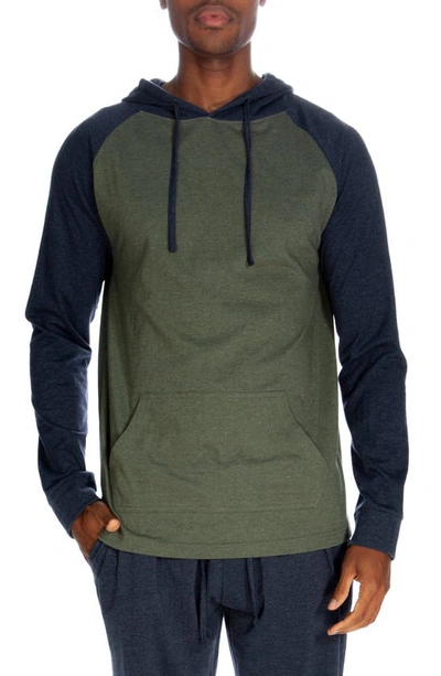 Unsimply Stitched Pullover Raglan Hoodie  - Cotrasted Sleeves In Multi