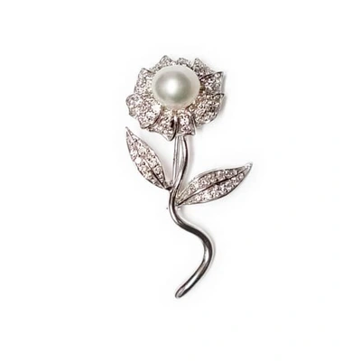 Gucci Pearl Flower Brooch