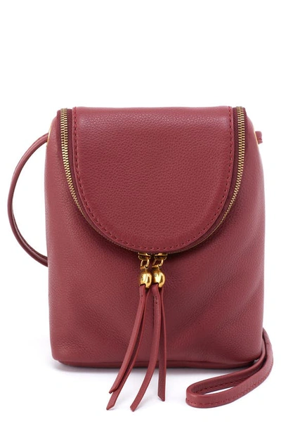 Hobo Fern Saddle Bag In Red Pear