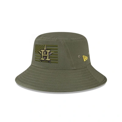 NEW ERA NEW ERA  GREEN HOUSTON ASTROS 2023 ARMED FORCES DAY BUCKET HAT