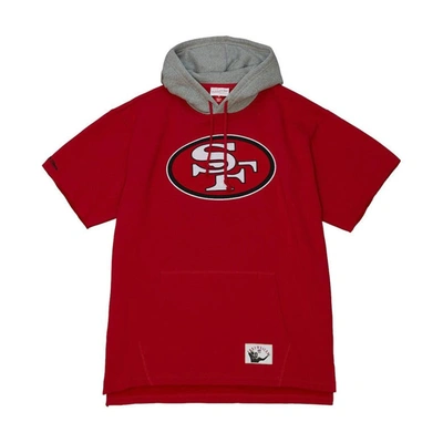 MITCHELL & NESS MITCHELL & NESS SCARLET SAN FRANCISCO 49ERS POSTGAME SHORT SLEEVE HOODIE