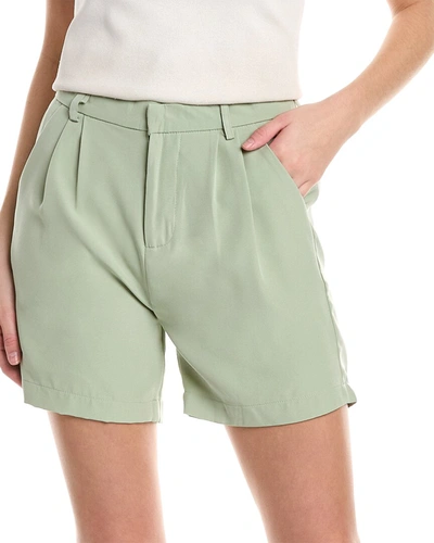 Avantlook Casual Short In Green