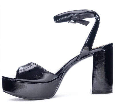 Chinese Laundry Theresa Patent Heel In Black