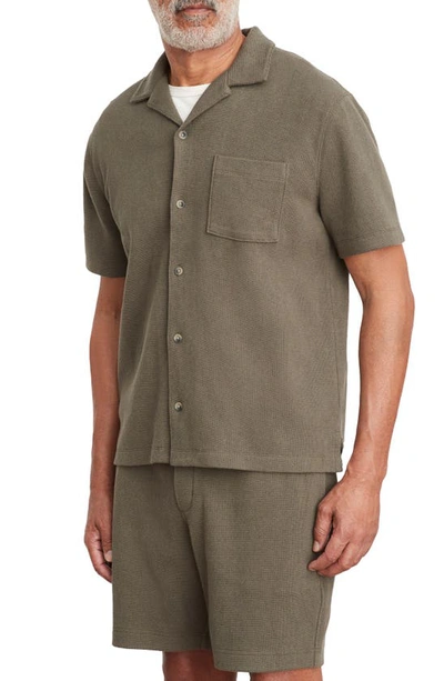 Vince Boucle Short Sleeve Button Front Camp Shirt In Cypress