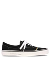 Undercover Pink Floyd The Dark Side Of The Moon Sneakers In Black