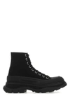 Alexander Mcqueen Tread Slick Sneakers In Black