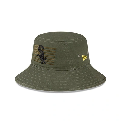 NEW ERA NEW ERA  GREEN CHICAGO WHITE SOX 2023 ARMED FORCES DAY BUCKET HAT