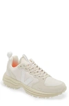 Veja Venturi Vc Chunky Sneakers In White