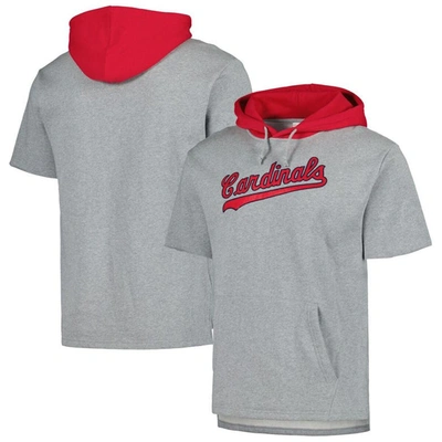 MITCHELL & NESS MITCHELL & NESS HEATHER GRAY ST. LOUIS CARDINALS POSTGAME SHORT SLEEVE PULLOVER HOODIE