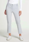 Anatomie Hollywood In Cloud In White