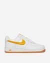 NIKE AIR FORCE 1 LOW SNEAKERS WHITE / UNIVERSITY GOLD