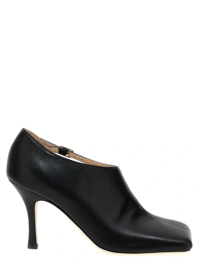 A.w.a.k.e. Mode Wilma Chubby Pumps In Negro