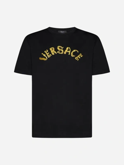 Versace Seashell Baroque-logo T-shirt In Black