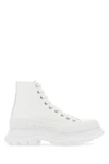 Alexander Mcqueen Tread Slick Suede Boots In 9000