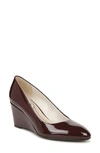 Lifestride Gio Wedge Pump In Pinot Noir