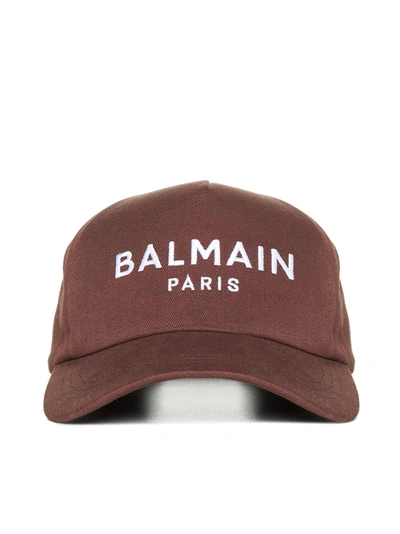 Balmain Logo Embroidered Baseball Cap In Marrone