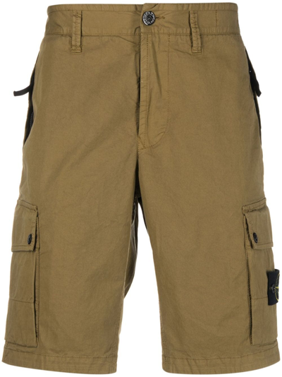Stone Island Compass-patch Cargo Shorts In Green
