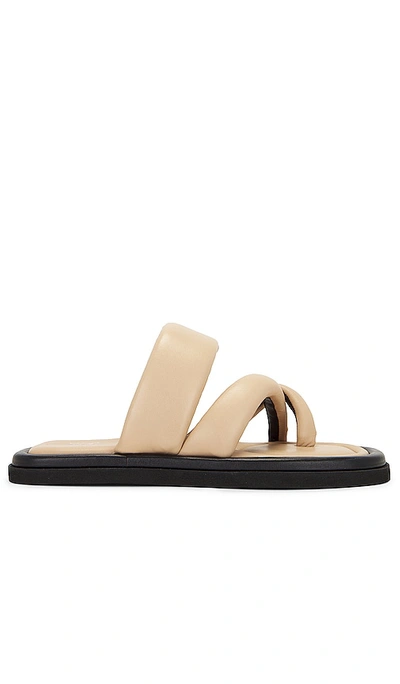 Helsa Puffy Slide In Tan