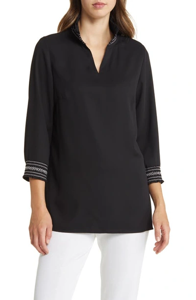Ming Wang Embroidered Detail Crepe Tunic Blouse In Black/ White
