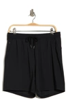90 Degree By Reflex Warp Horizon Cargo Shorts In Black