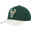 MITCHELL & NESS MITCHELL & NESS HUNTER GREEN/TAN MILWAUKEE BUCKS MVP TEAM TWO-TONE 2.0 STRETCH-SNAPBACK HAT