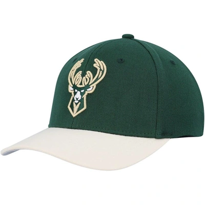 Mitchell & Ness Men's  Hunter Green, Tan Milwaukee Bucks Mvp Team Two-tone 2.0 Stretch-snapback Hat In Hunter Green,tan