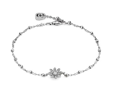 Gucci 18k White Gold Diamond Flora Gg Bracelet In Gold / White