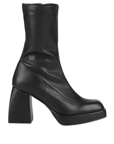 Nila & Nila Woman Ankle Boots Black Size 8 Soft Leather