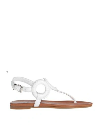 Inuovo Woman Toe Strap Sandals White Size 11 Soft Leather