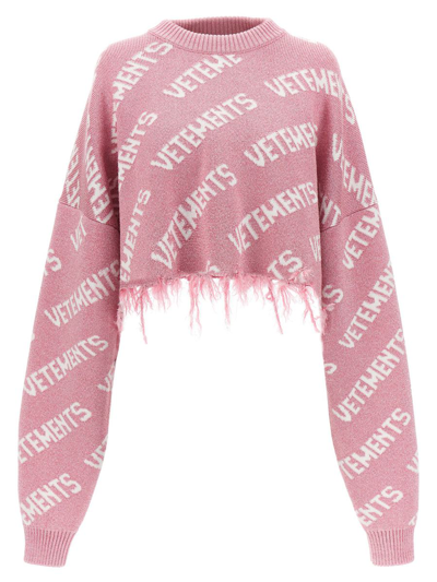 Vetements Monogram Cropped Sweater In Pink
