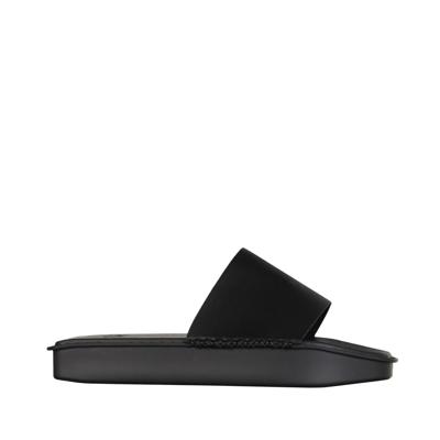 Y-3 Water Slide Sandals In Nero