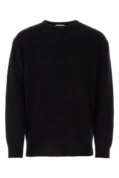 Valentino Logo Embossed Crewneck Jumper In Black