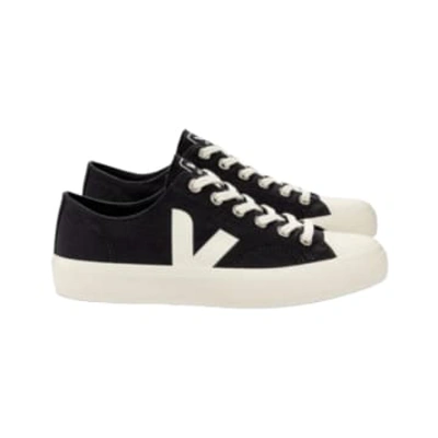 Veja Wata Ii V-logo Canvas Low-top Trainers In Black