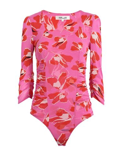 Diane Von Furstenberg Miley Floral-print Ruched Bodysuit In Pink