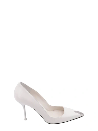 Alexander Mcqueen Leather Décolleté With Metal Detail In White