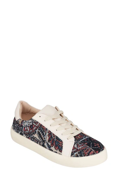 Good Choice New York Kalio Printed Low Top Sneaker In Beige