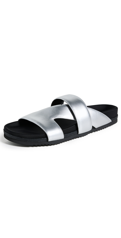 Roam 7 Sandals In Silver
