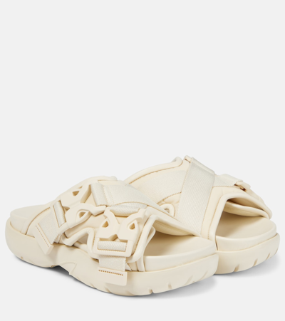 Bottega Veneta Snap Slides In Neutrals