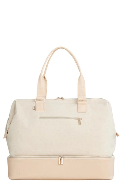 Beis The Weekend Duffle Bag In Beige