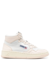 Autry Medalist Mid Sneakers In White
