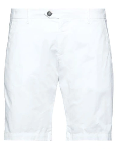 Roy Rogers Roÿ Roger's Man Shorts & Bermuda Shorts White Size 34 Cotton, Elastane