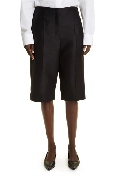 The Row Flash Crepe Bermuda Shorts In Black