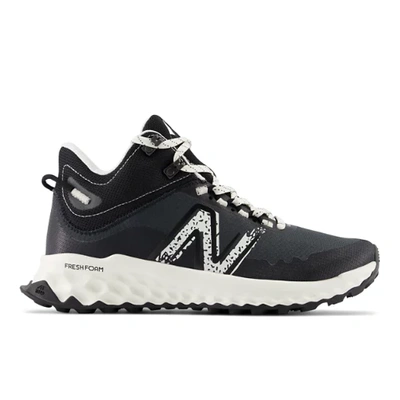 New Balance Women's Fresh Foam Garoé Midcut In Grey/white/black