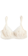 Wacoal Center Stage Underwire Bra In Egret