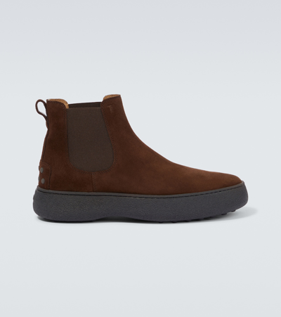 Tod's Suede Chelsea Boots In Brown